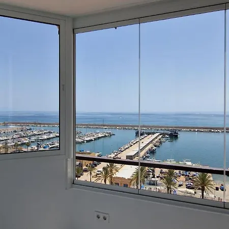 Palmeras - Seafront For 6 With Glazed Terrace And Marina Views Appartement Fuengirola