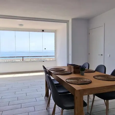 Palmeras - Seafront For 6 With Glazed Terrace And Marina Views * Fuengirola