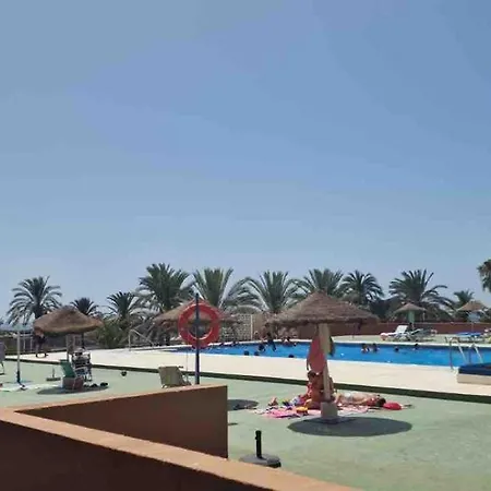 Appartement Palmeras - Seafront For 6 With Glazed Terrace And Marina Views *