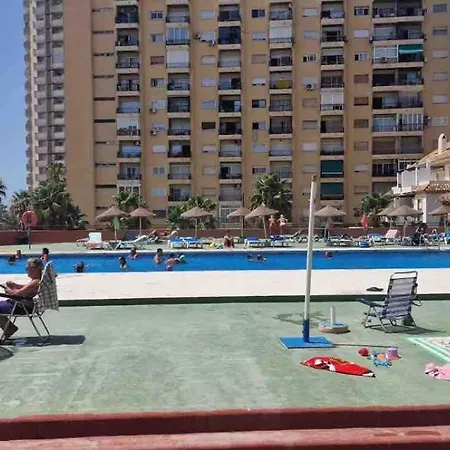 Appartement Palmeras - Seafront For 6 With Glazed Terrace And Marina Views *